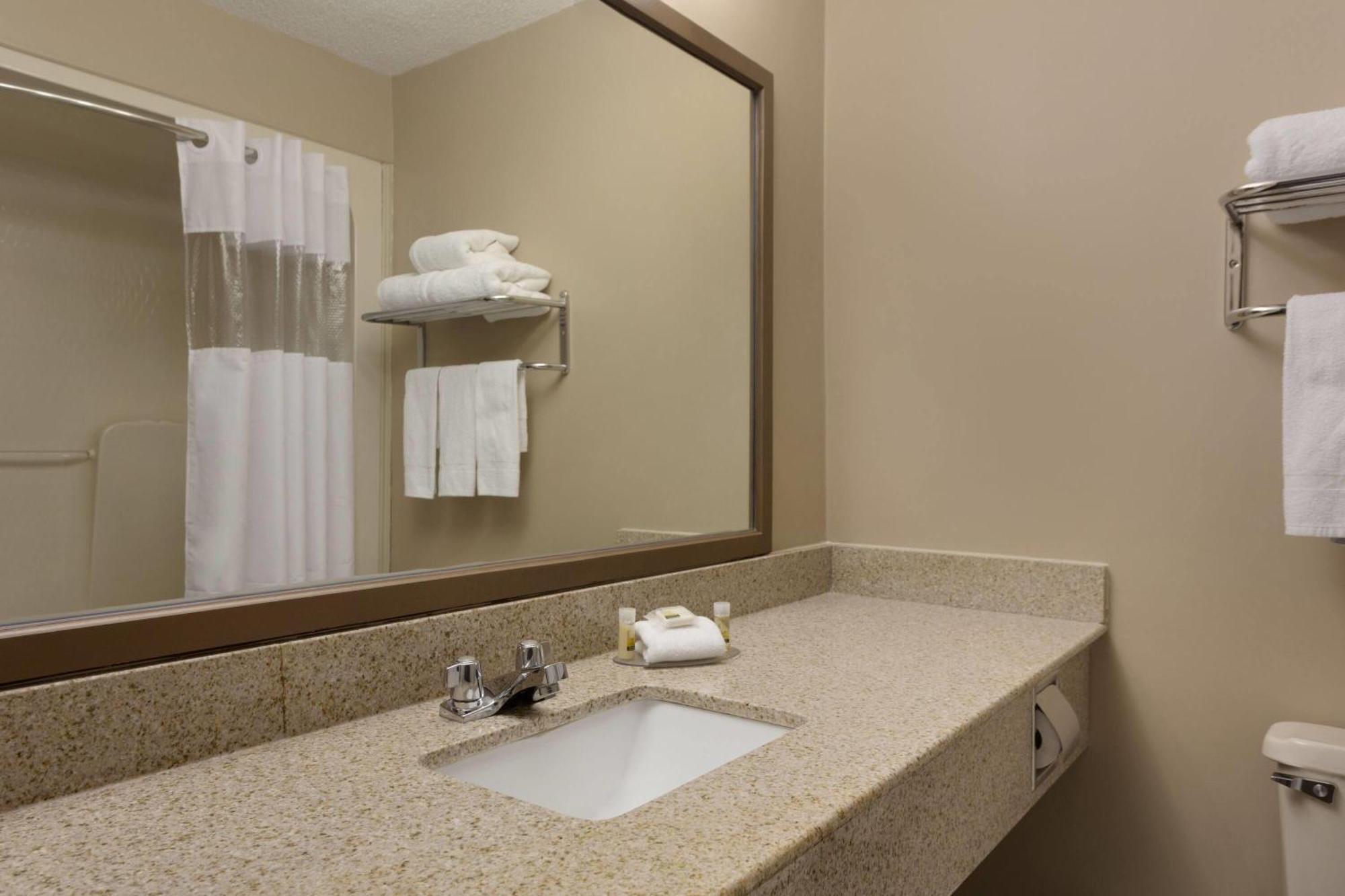 Hotel Days By Wyndham Dalhousie